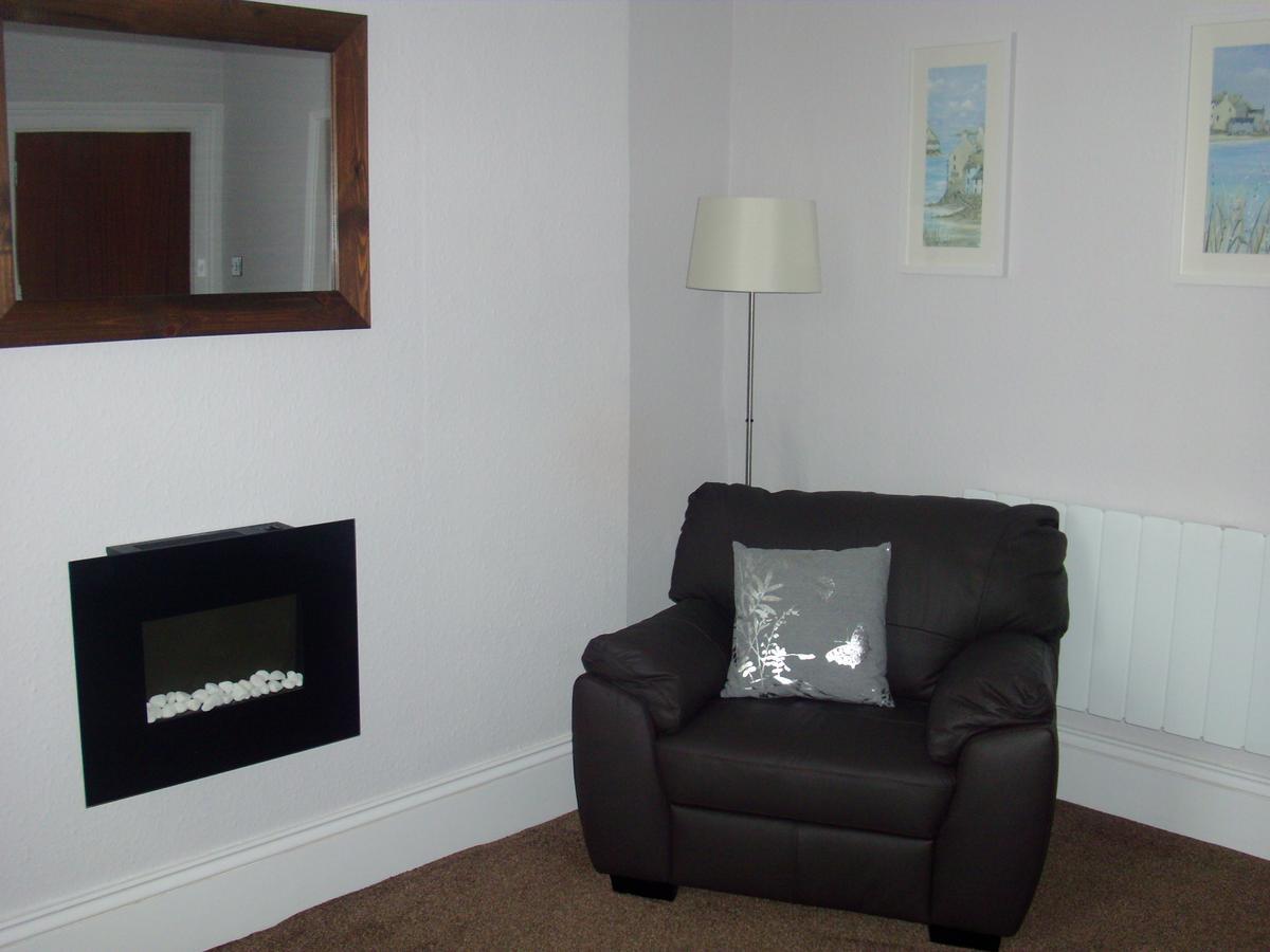 Lockinbar Holiday Apartments Tenby Extérieur photo